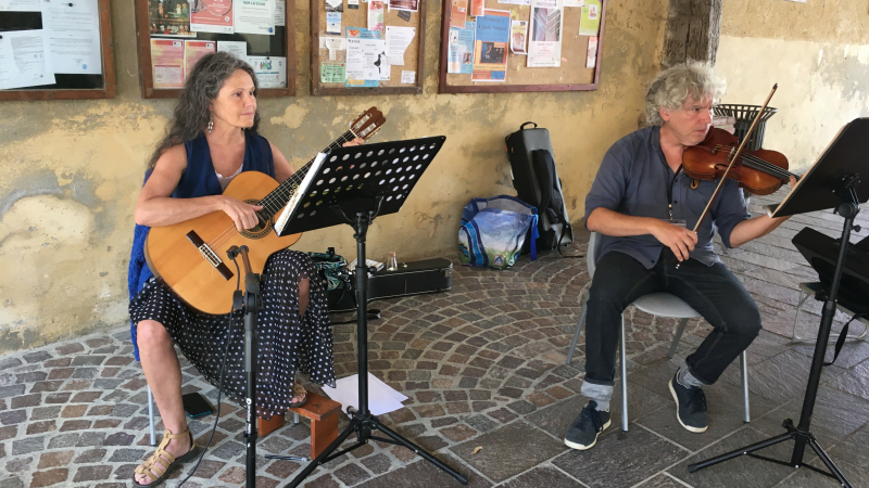 Saison des inscriptions aux ateliers et cours de musique et d'arts plastiques d'AMAGe.