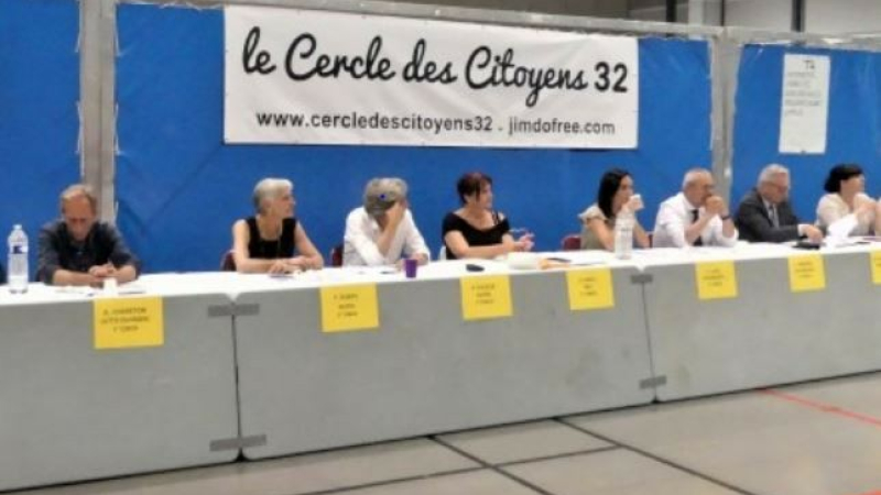 Débat public avec les deux députés du département