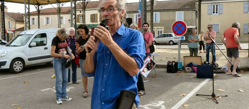 Des anti-corridas bruyants .....tout en restant très .pacifiques !