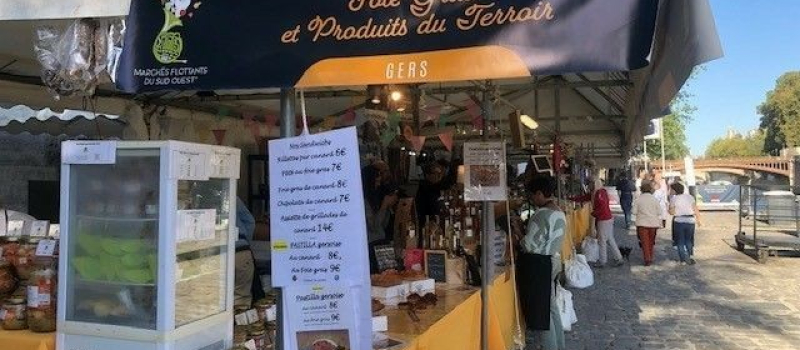 Évènement : les marchés flottants du Sud-Ouest s’installent à Paris pour 3 jours de fête