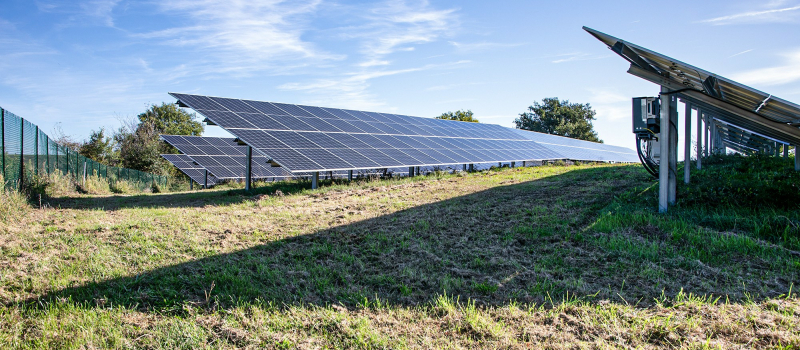 Le premier «Mini Champ Solaire ®» adapté au paysage à Lupiac