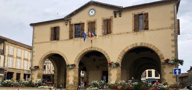Photo Marrtine Mochi 1 (2).jpg