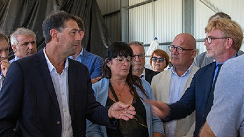 Marc Fesneau, à la rencontre des éleveurs de canards