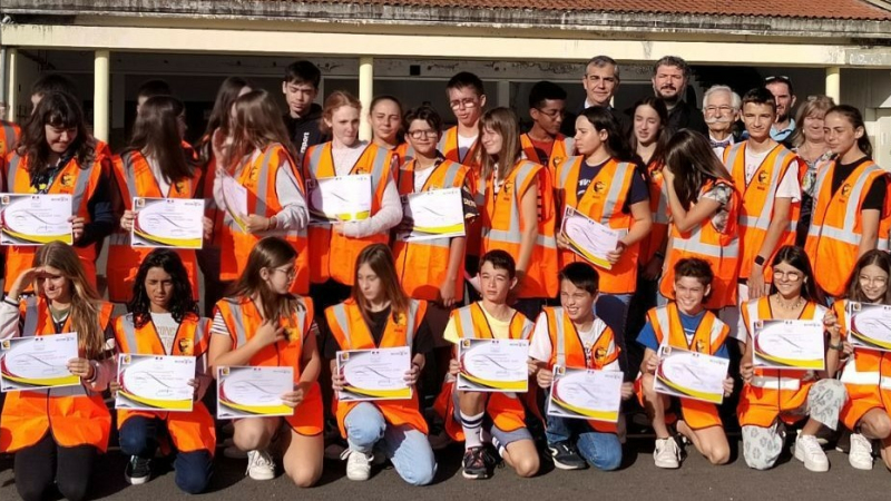 Les cadets de la Protection civile diplômés.