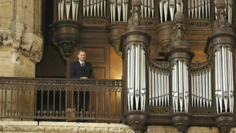Six trompettes et un orgue!
