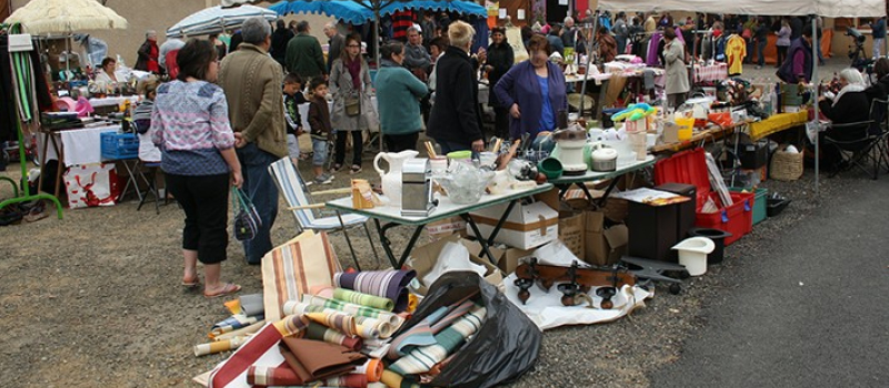 Vide greniers ils se font rares ce week-end