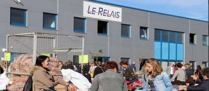 Une grande braderie demain au Relai 65