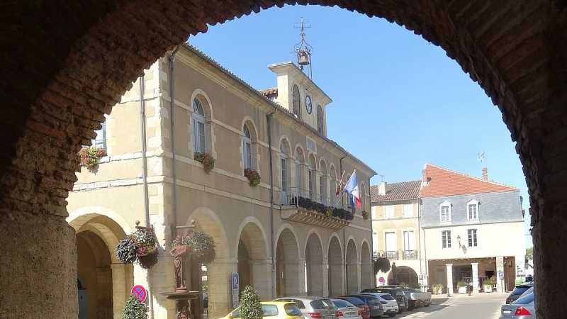 Artistes, venez exposer vos œuvres à la mairie !