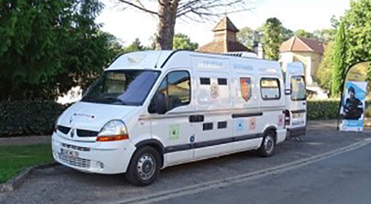 vehicule gendarmerie 23.jpg