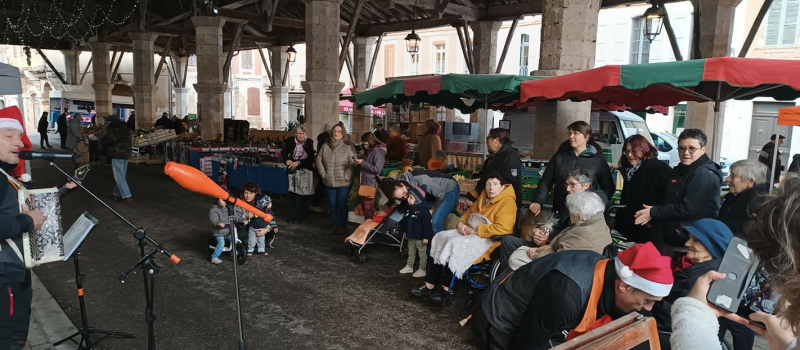 La halle parée pour Noël