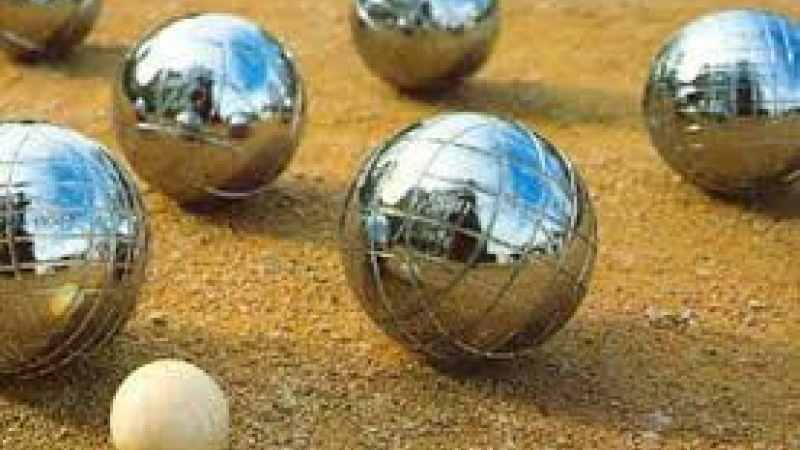 La pétanque fleurantine vous invite
