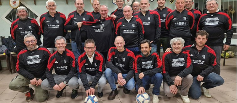 De bien belles tenues pour les footballeurs de la section loisirs de l'US Simorraine