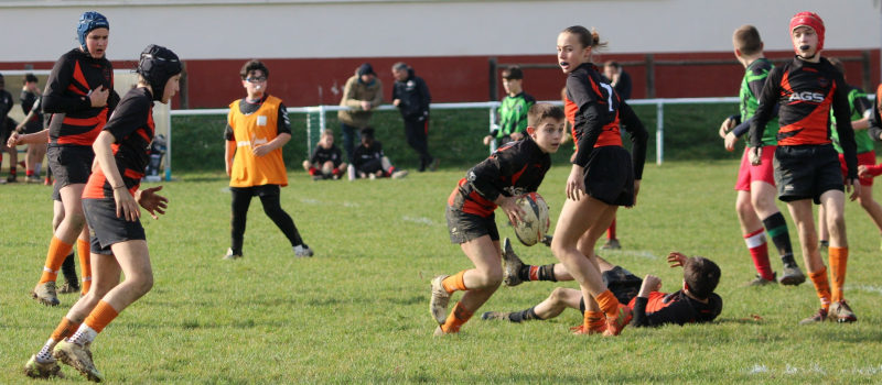UAV Rugby : les M14 victorieux, les seniors perdent de peu...