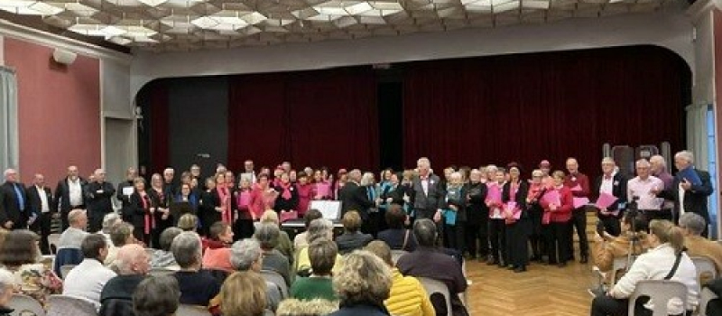 Dimanche 11 février 80 choristes ont chanté pour La Croix Rouge à Auch !