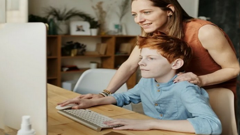 Internet en famille conseils et alertes