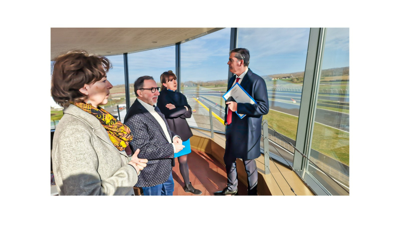 Le préfet du Gers visite le circuit Paul-Armagnac de Nogaro