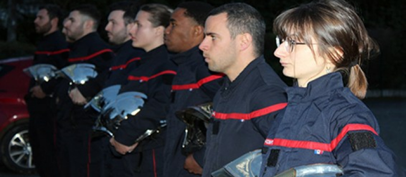 Cérémonie de remise du casque