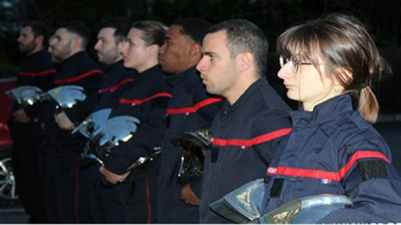 Cérémonie de remise du casque