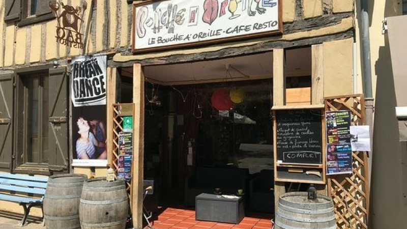 Le Bouche à Oreille Bar Resto (BAO) réinvente la diffusion culturelle en partenariat avec l'AMACCA