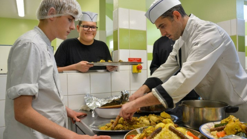 Repas marocain au  Campus La Salle Saint Christophe Solidarité  MAROC « ASMA – CLSC »