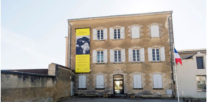 lectoure centre d art et photo.JPG