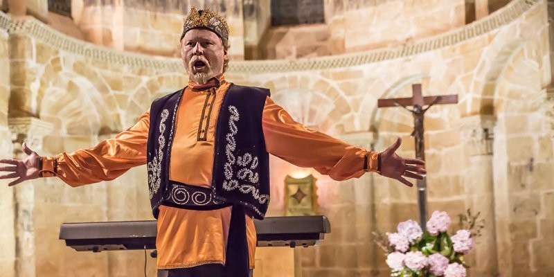 1652866_valery-orlov-a-l-eglise-de-nogaro-1ter-260814_800x400.jpg