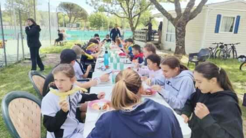 Les jeunes découvrent le Koh Lanta du TCCB
