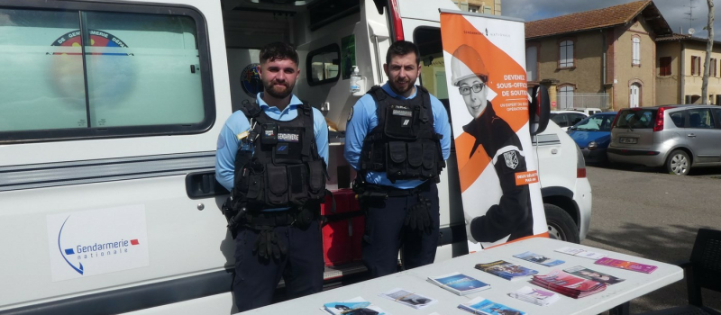 La gendarmerie présente sur le festival avec le Véhicule Itinerant de Proximité