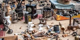 vide grenier.jpg