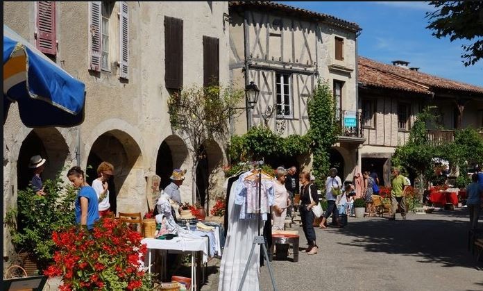 fources vide grenier 08.JPG