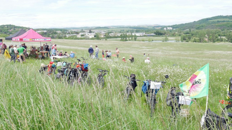 Naréoux les opposants réussissent leur communication sur le terrain
