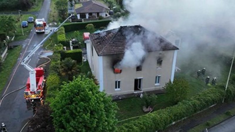 incendie d'une maison d'habitation