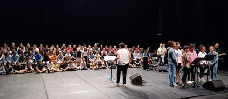 Chorales et danses se mêlent au Dôme de Gascogne