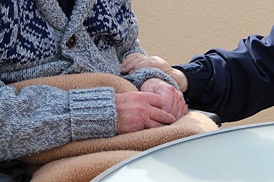 care-4083343_640.jpg