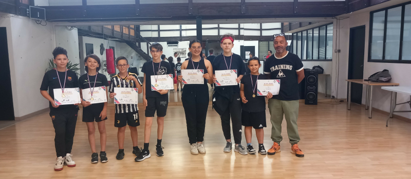 Kuid Boxing 32 : sept nouveaux gants blancs