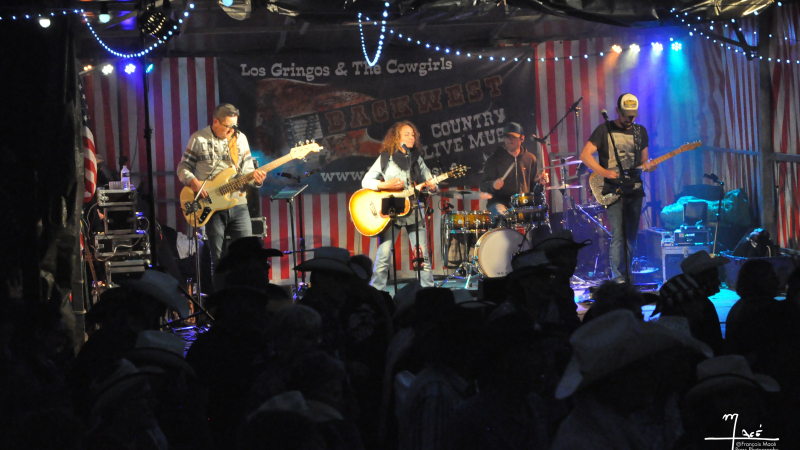 Le festival de country passe à travers les gouttes  !