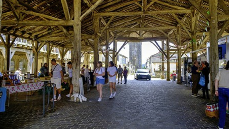 Un marché de qualité dans un cadre magnifique