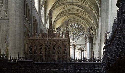 Auch,_Cathédrale_Sainte-Marie interieur_.jpg