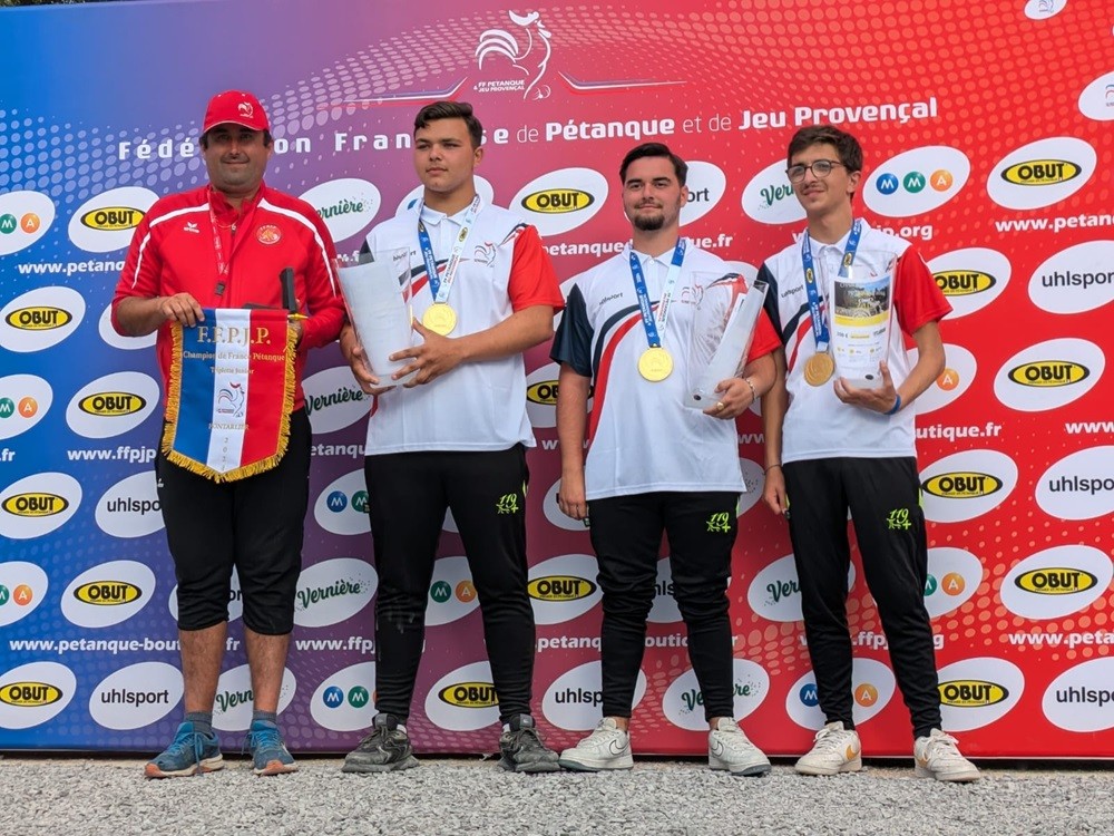Les juniors champions de France. Photo : FFPJP