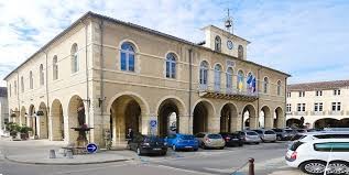 fleurance mairie.jpeg