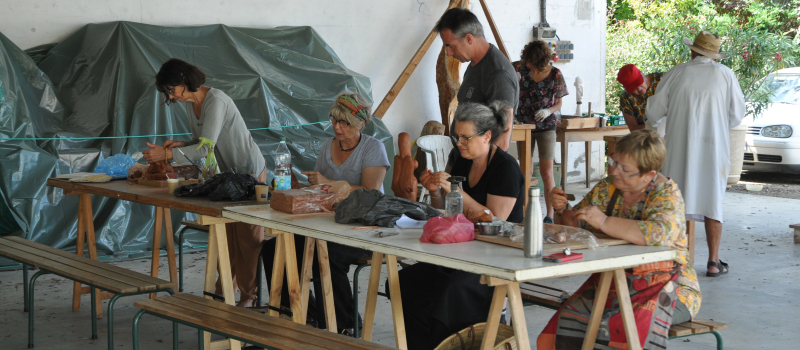 Avoz'art : des stages gratuits de modelage et de sculpture !