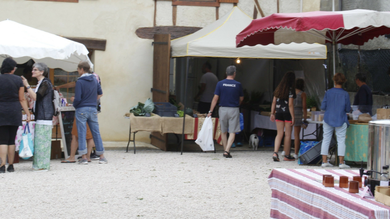 Le marché Ô Casaou, 1er vendredi du mois à Miélan