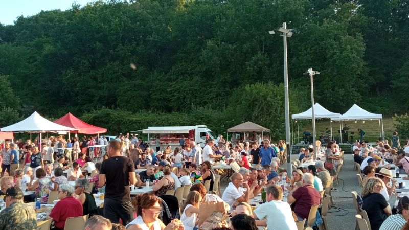 Joli succès du marché gourmand du 24 juillet