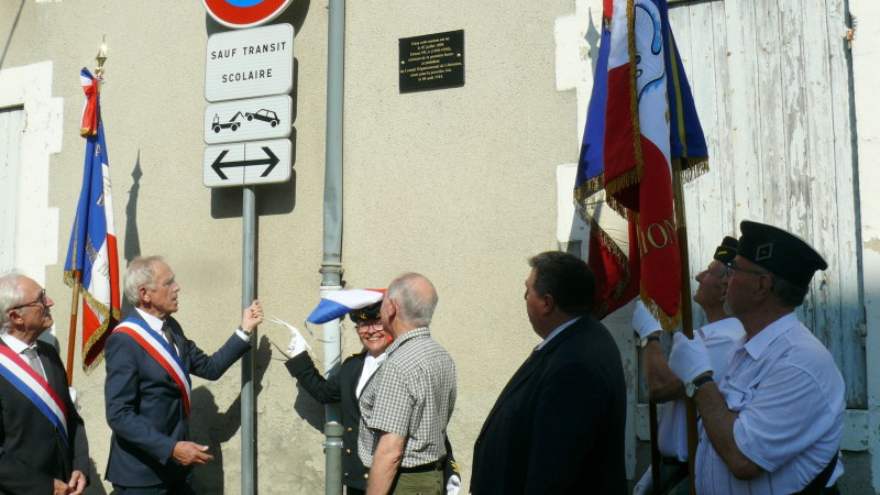 Hommage rendu à Ernest Vila sur son lieu de naissance