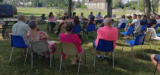 Un public à l’écoute au cours de l’AG du VVA L’XV