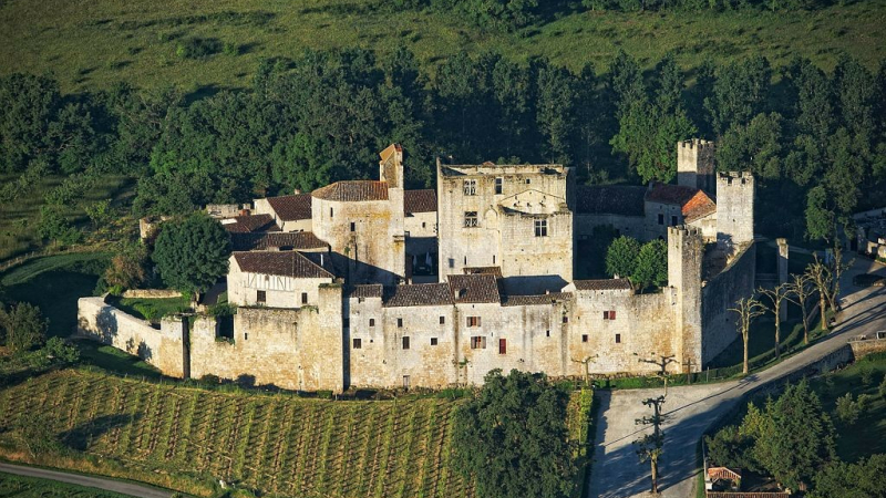 Visite guidée ludique :  A  l'assaut de la cité fortifiée de Larressingle  !
