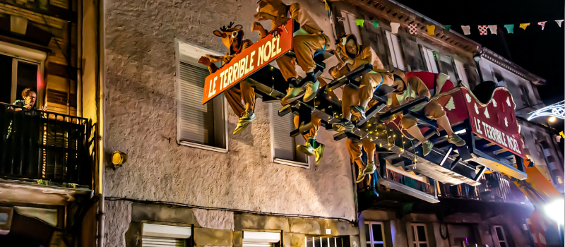 Superbe défilé extrêmement varié pour les fêtes de Nogaro