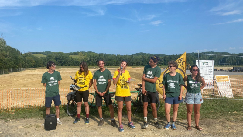 ALTERNATIBA se mobilise contre le bétonnage d’une terre agricole à Masseube.