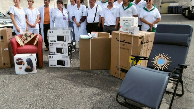 La Confrérie de la Fève a offert plus de 2000€ de dons  au service pédiatrique de l'Hôpîtal d'Auch