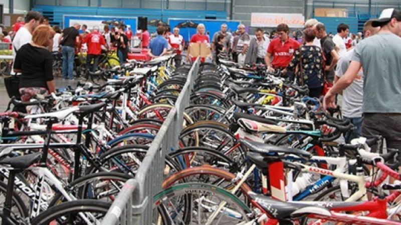 La plus grande bourse de vélos d'occasion dans la région